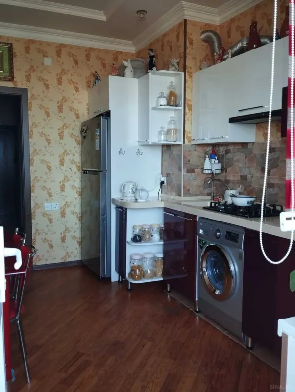 Kirayə verilir 2 otaqlı mənzil 57 m²