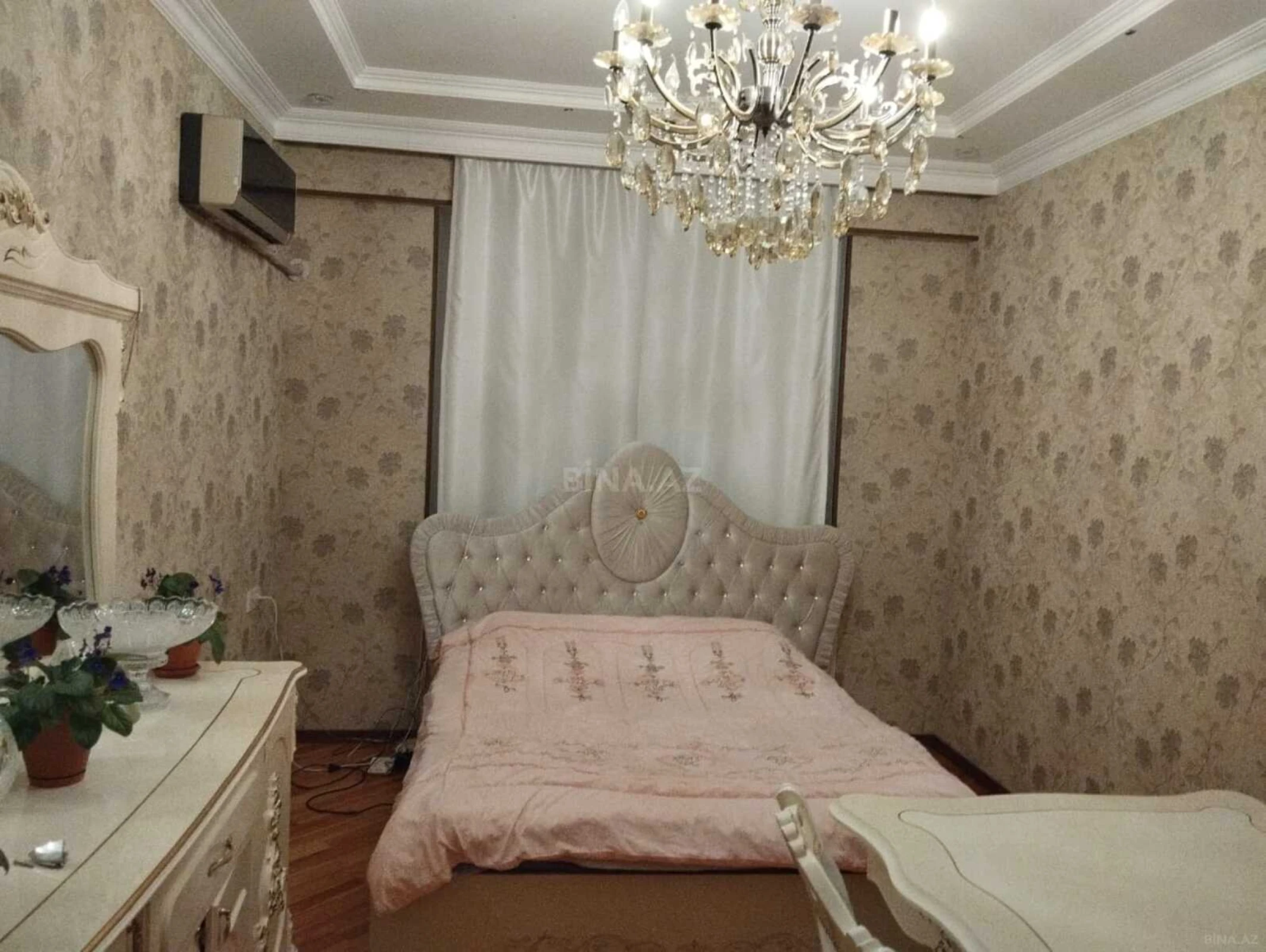 Kirayə verilir 2 otaqlı mənzil 57 m²