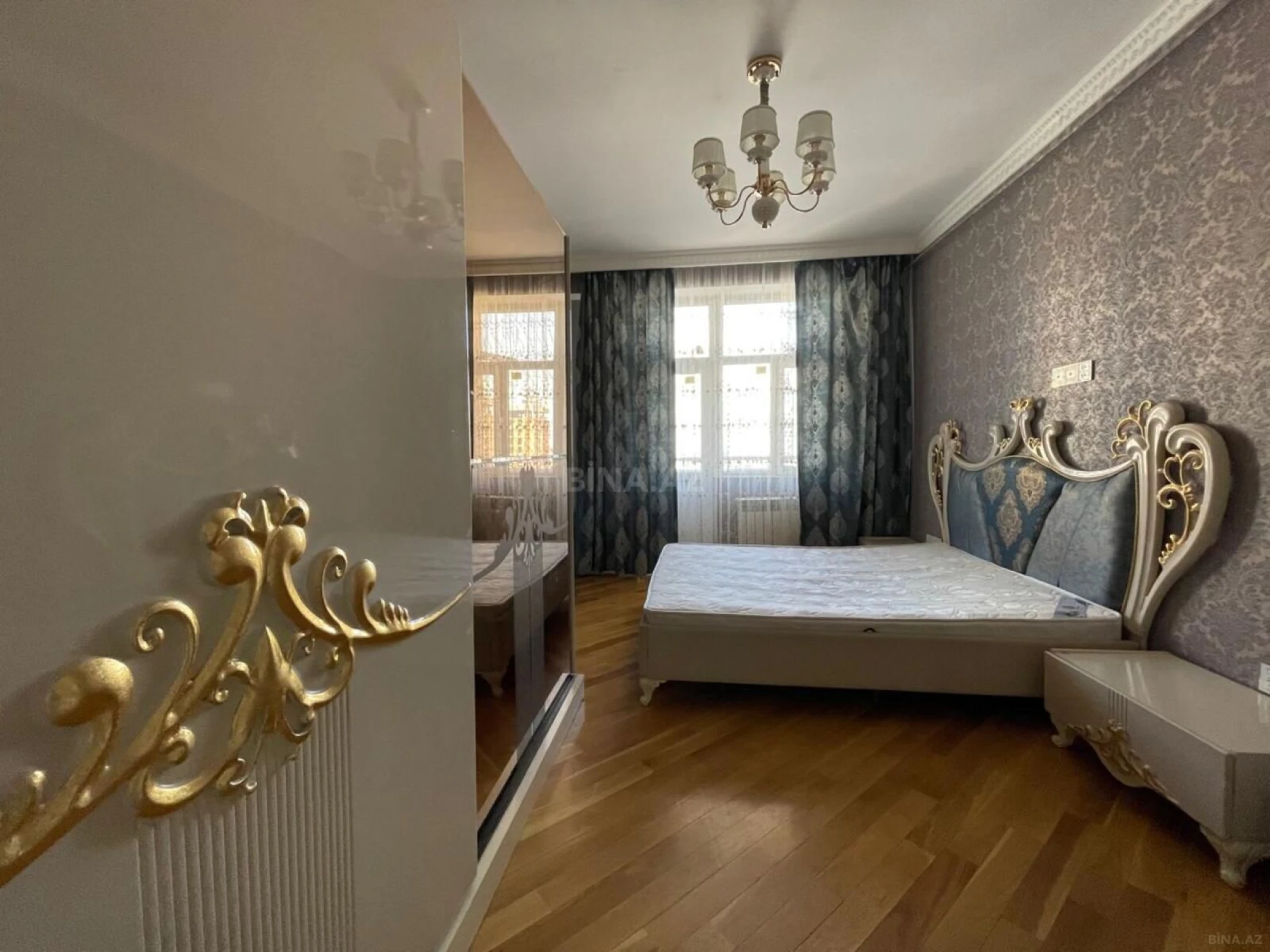 Kirayə verilir 2 otaqlı mənzil 90 m²