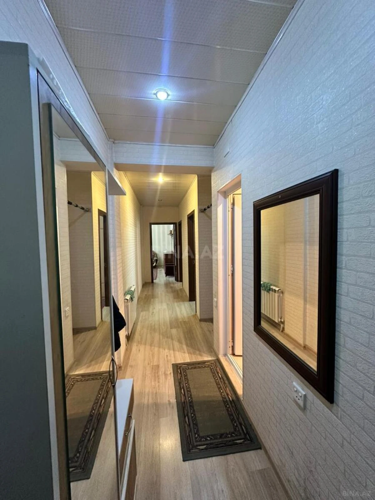 Satılır 3 otaqlı mənzil 87 m²
