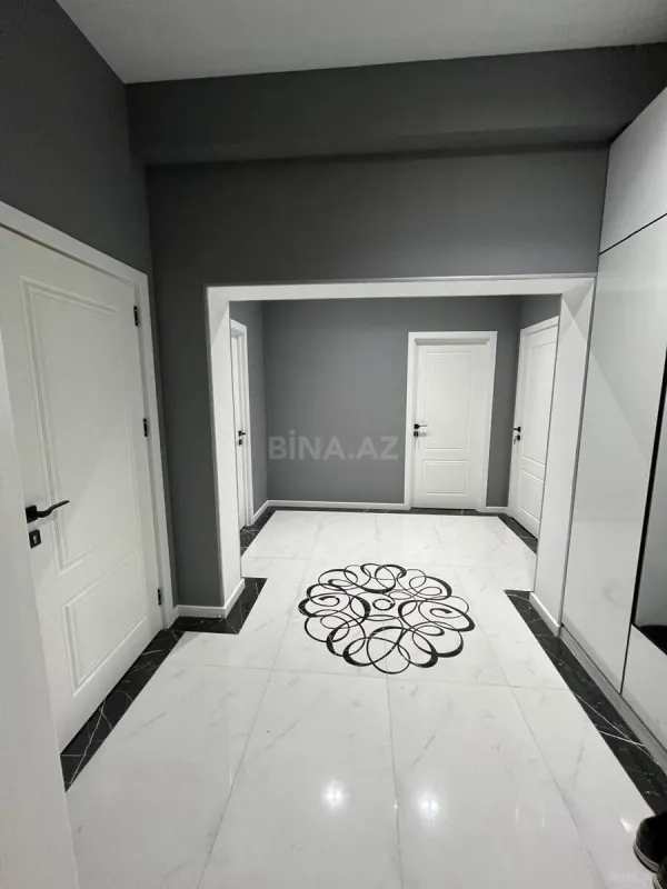 Kirayə verilir 2 otaqlı mənzil 80 m²