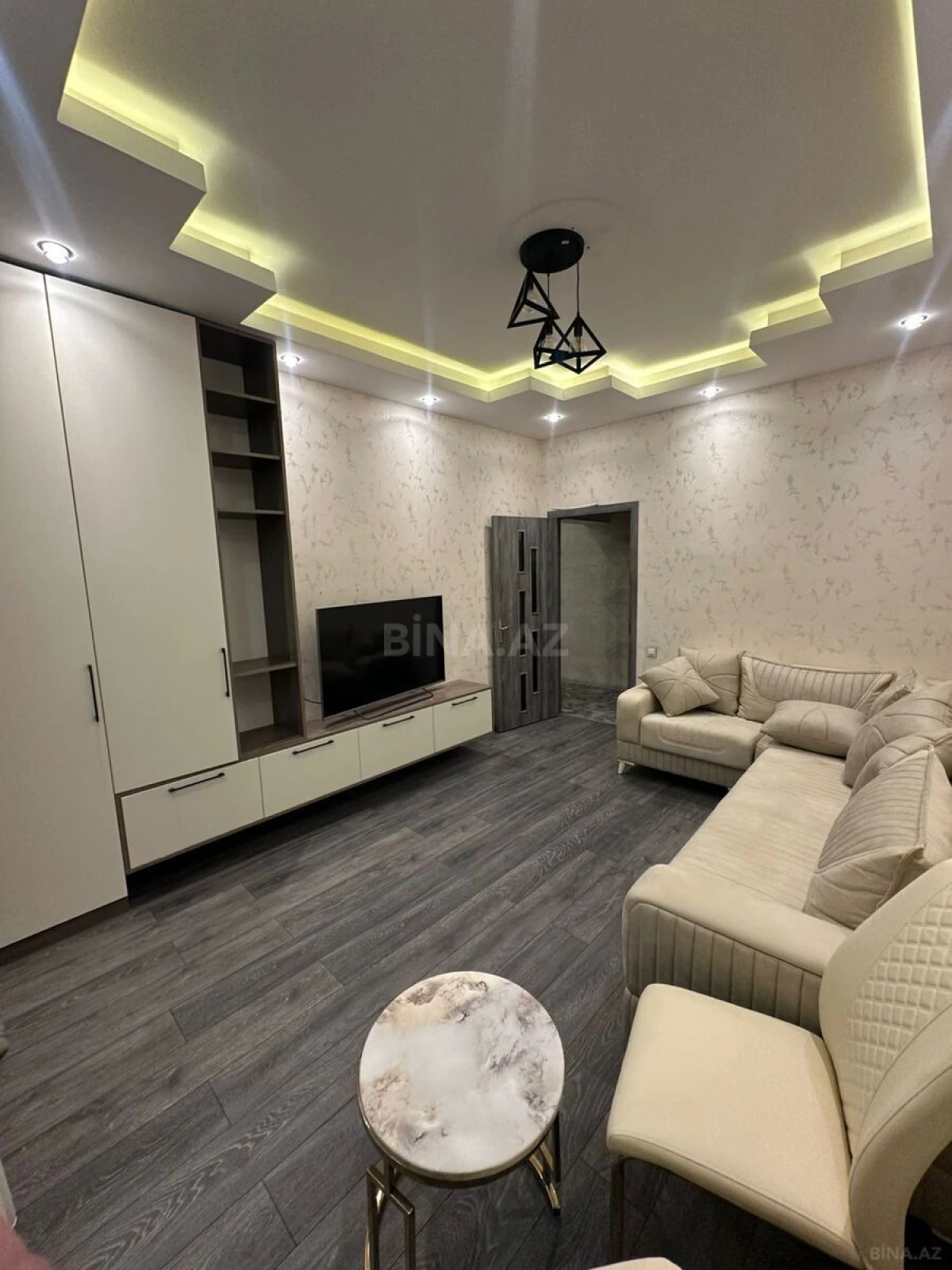 Satılır 2 otaqlı mənzil 55 m²
