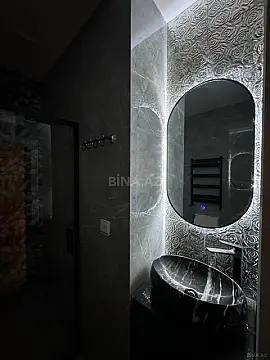 Kirayə verilir 2 otaqlı mənzil 85 m²