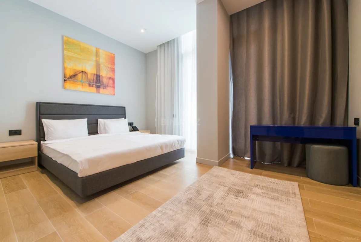 Satılır 3 otaqlı mənzil 149.2 m²