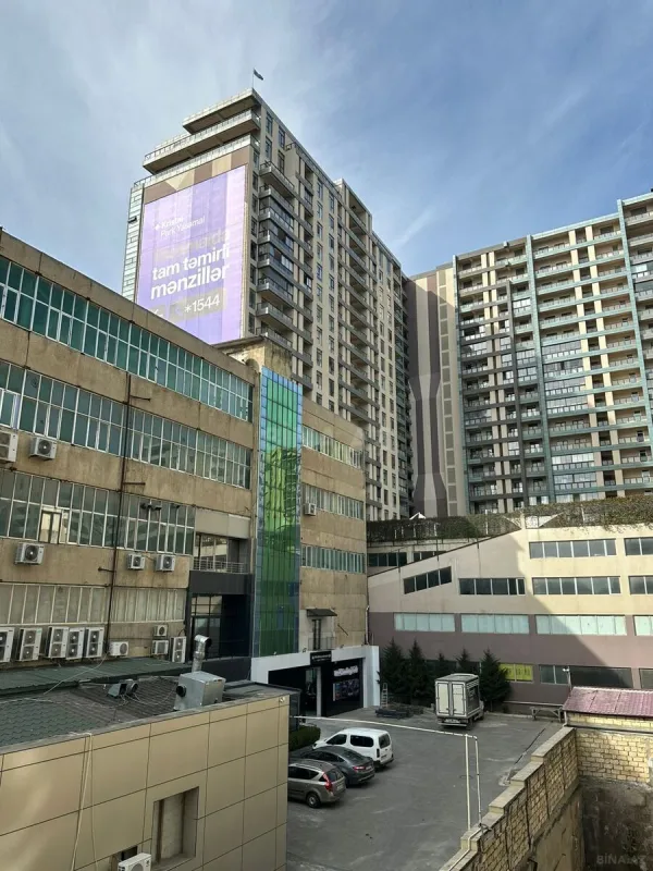 Kirayə verilir 3 otaqlı mənzil 98 m²