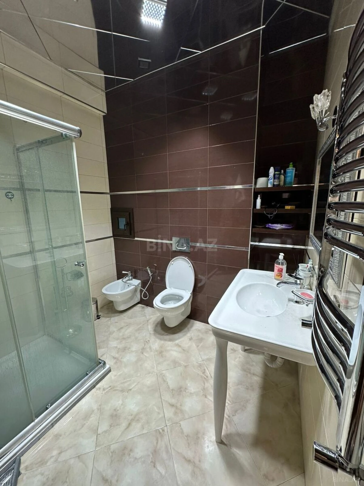 Kirayə verilir 3 otaqlı mənzil 98 m²