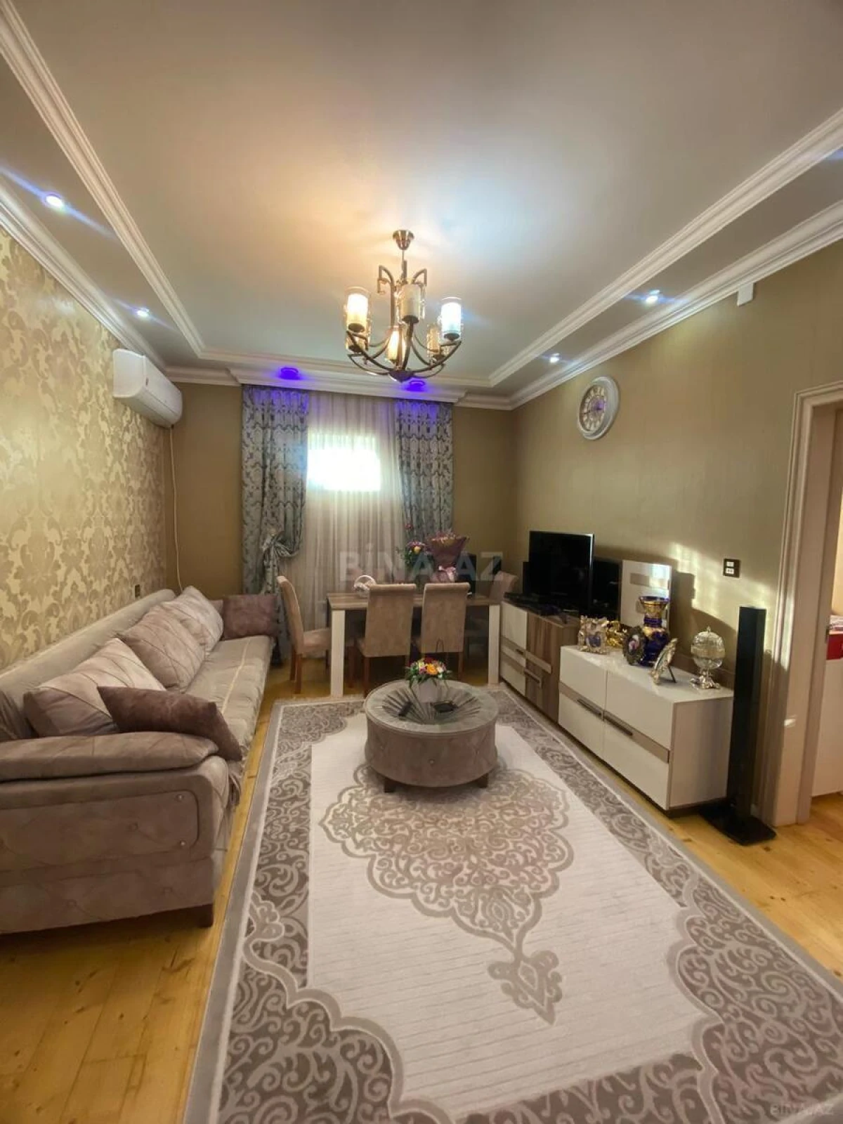Satılır 3 otaqlı həyət evi 180 m²