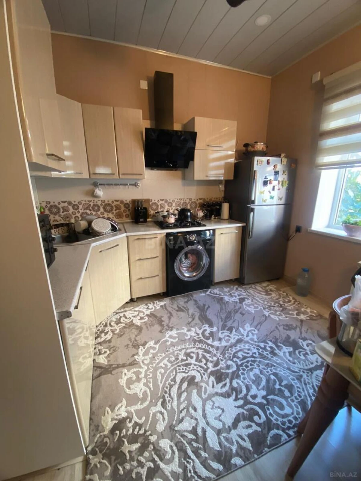 Satılır 3 otaqlı həyət evi 180 m²