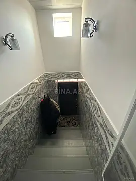 Satılır 3 otaqlı həyət evi 180 m²