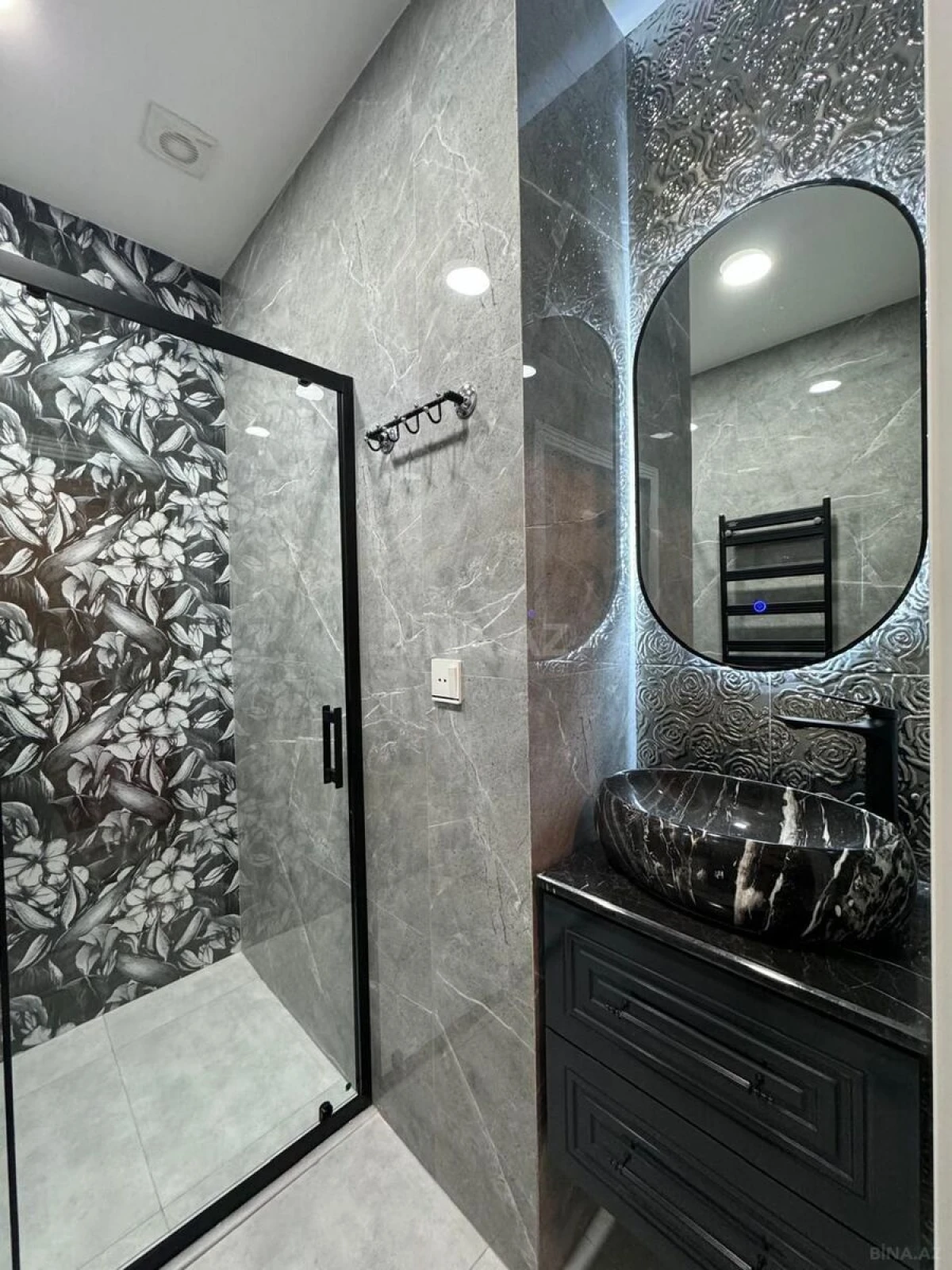 Kirayə verilir 2 otaqlı mənzil 87 m²