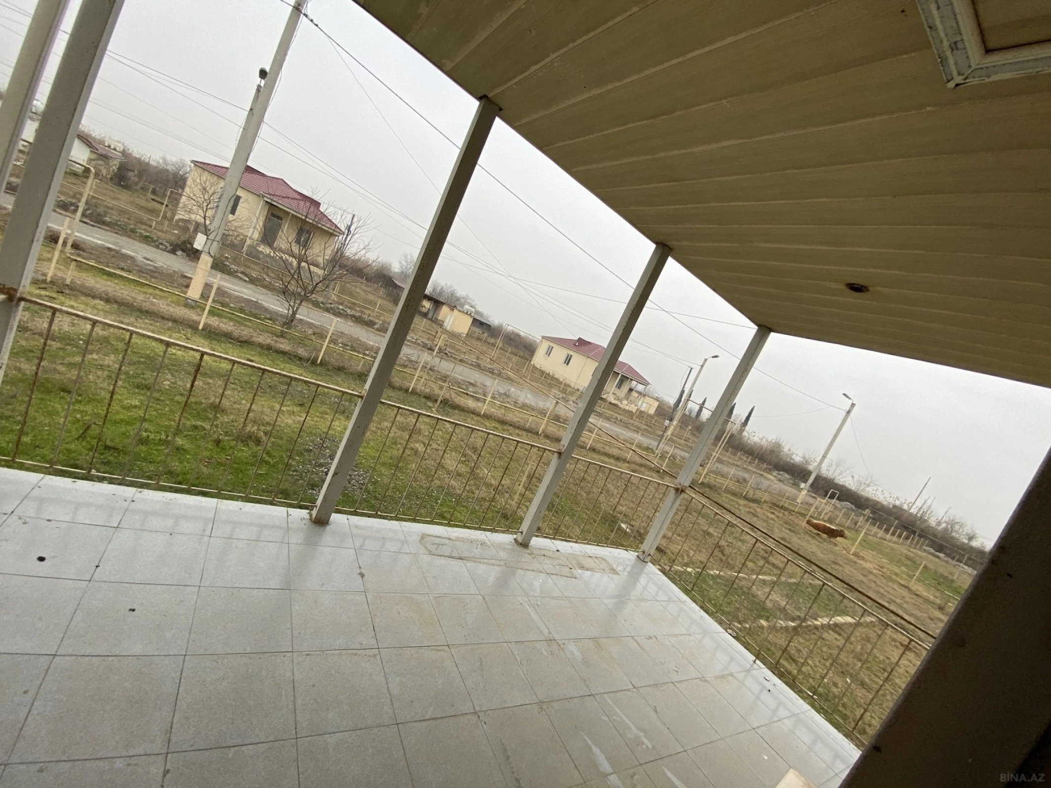 Satılır 3 otaqlı həyət evi 81 m²