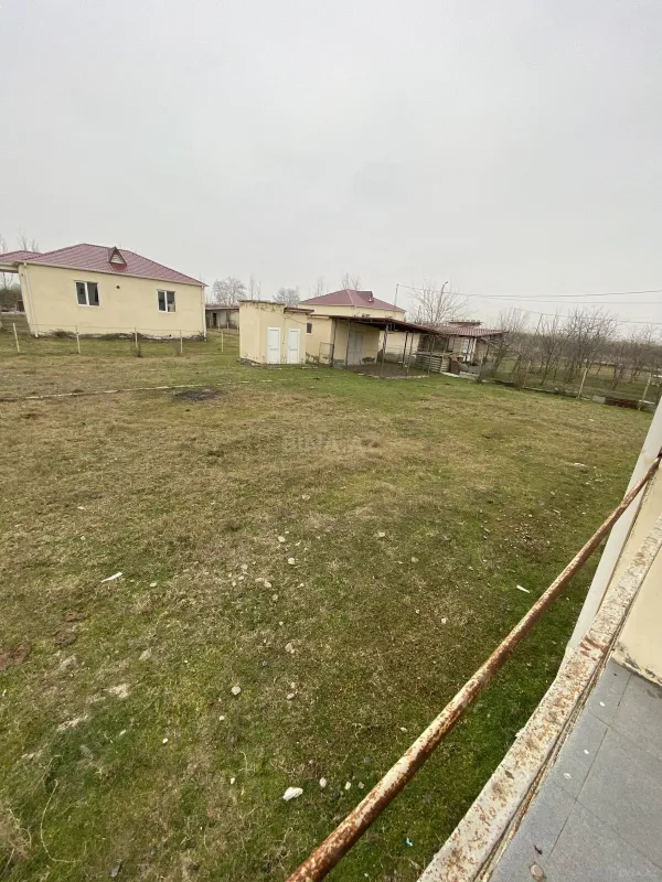 Satılır 3 otaqlı həyət evi 81 m²