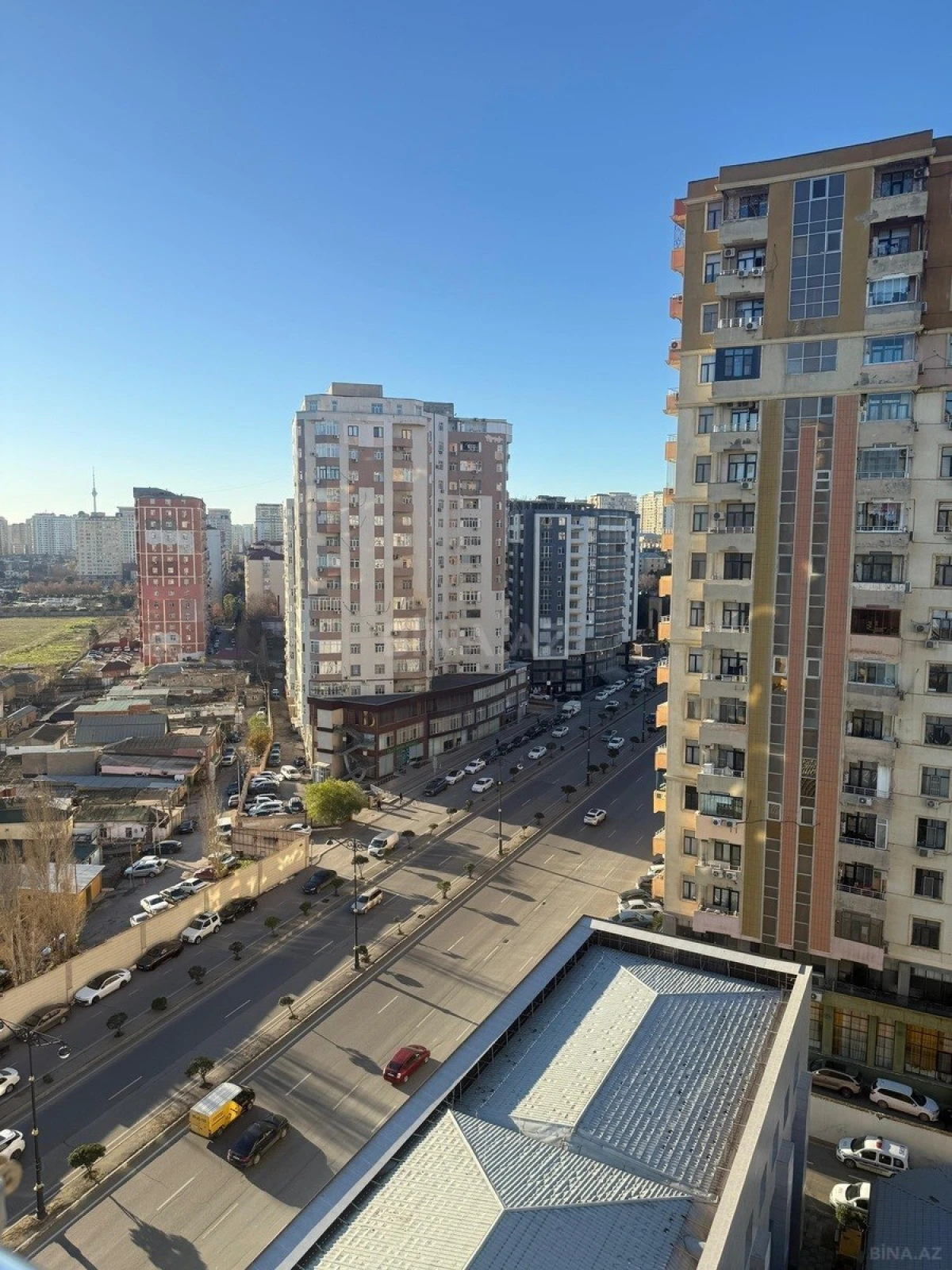 Kirayə verilir 2 otaqlı mənzil 67 m²