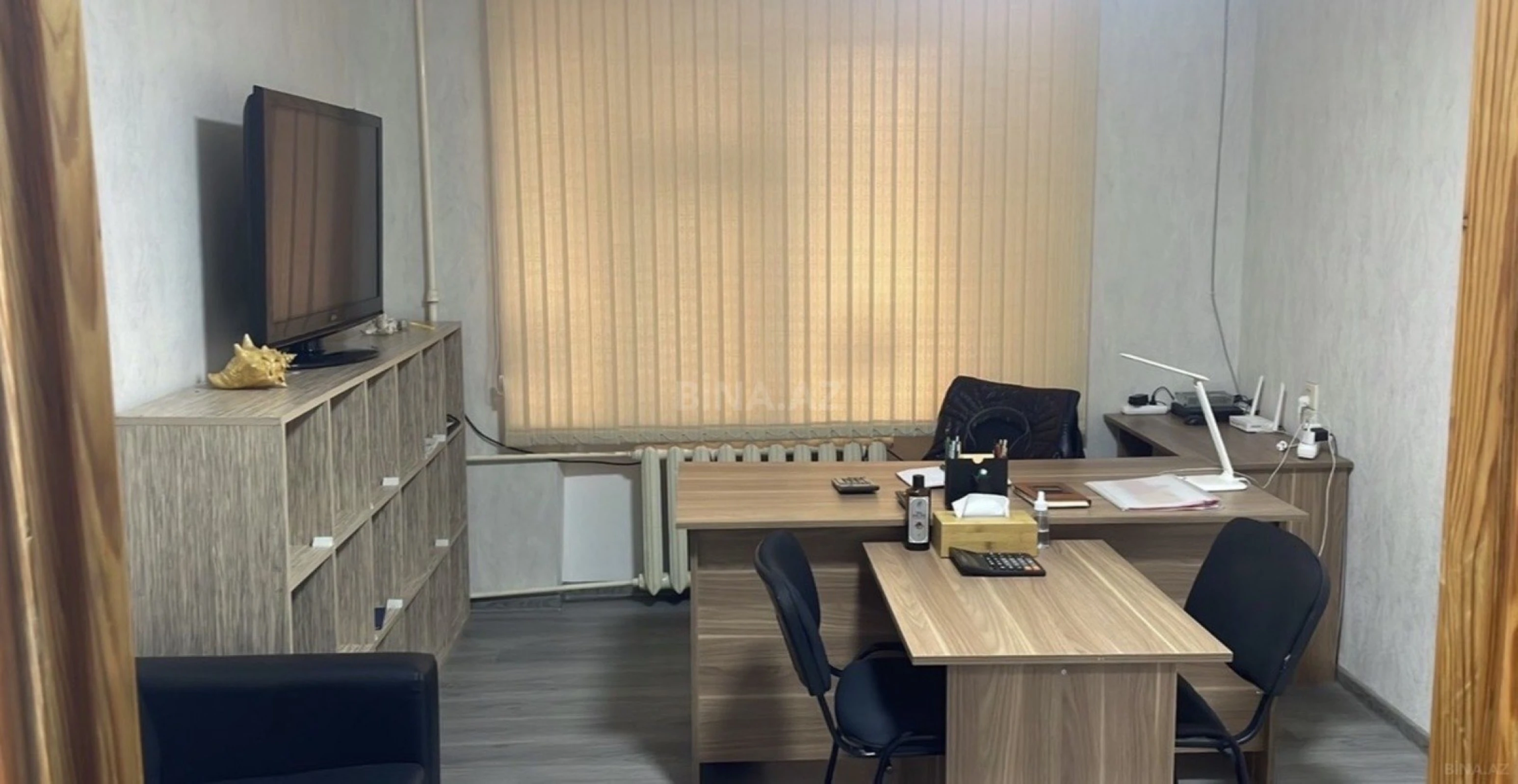 Satılır 3 otaqlı ofis 60 m²
