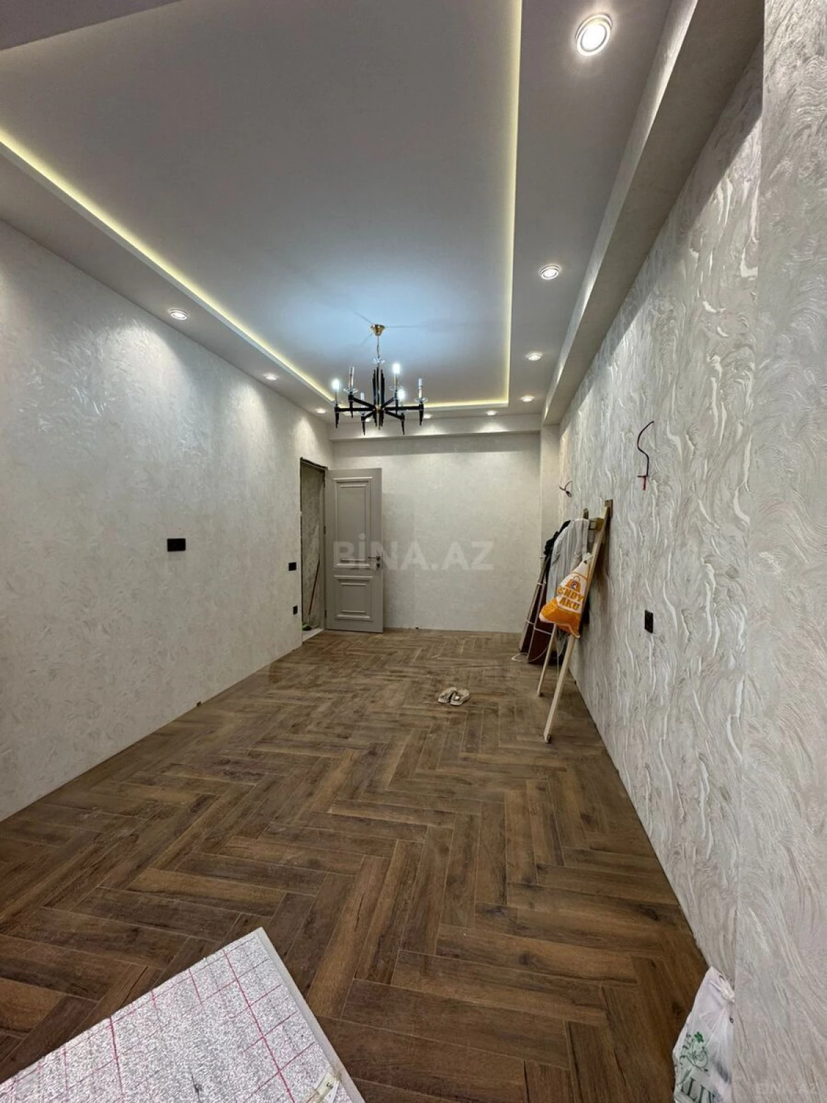 Satılır 2 otaqlı mənzil 65 m²
