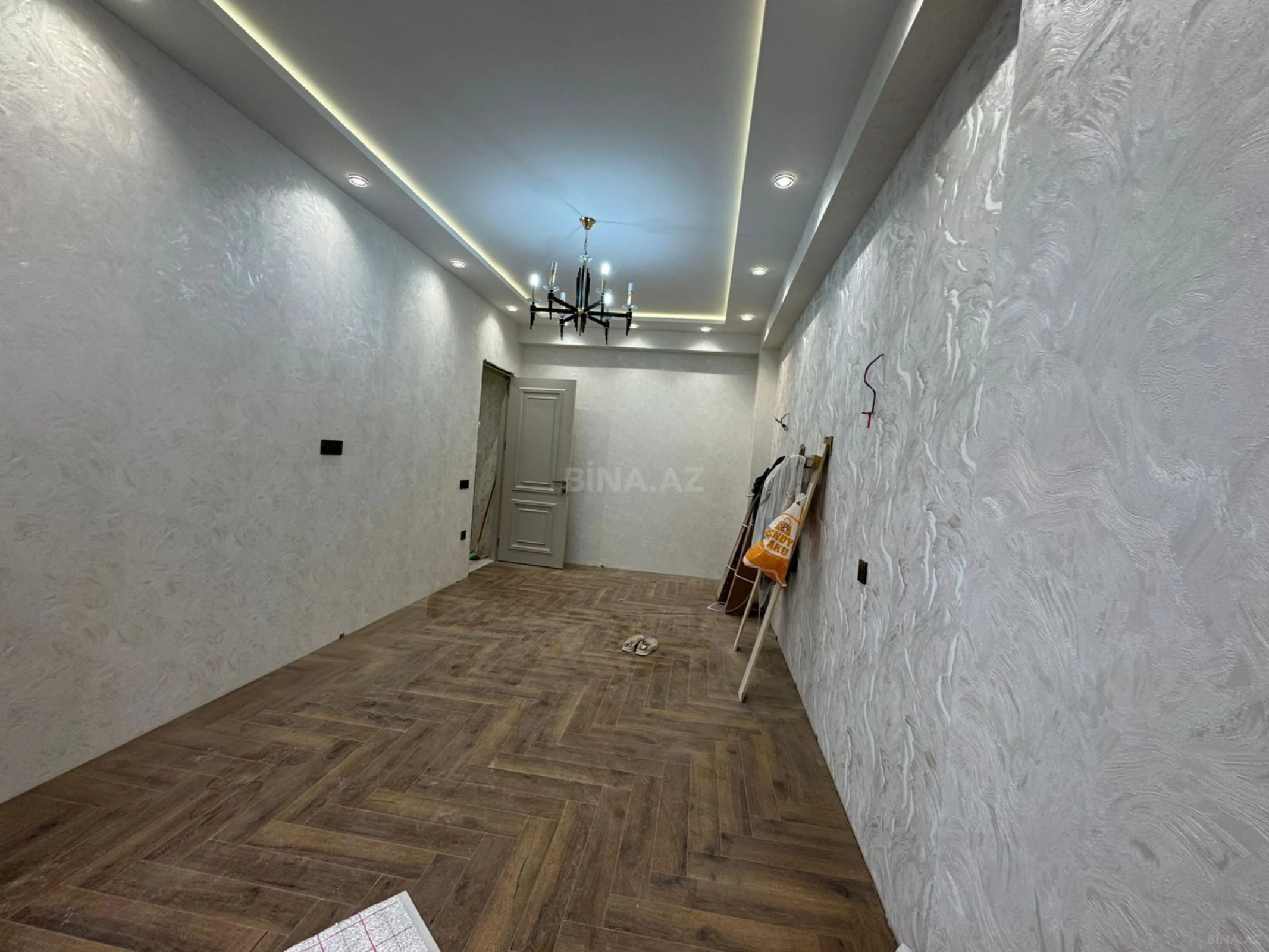 Satılır 2 otaqlı mənzil 65 m²