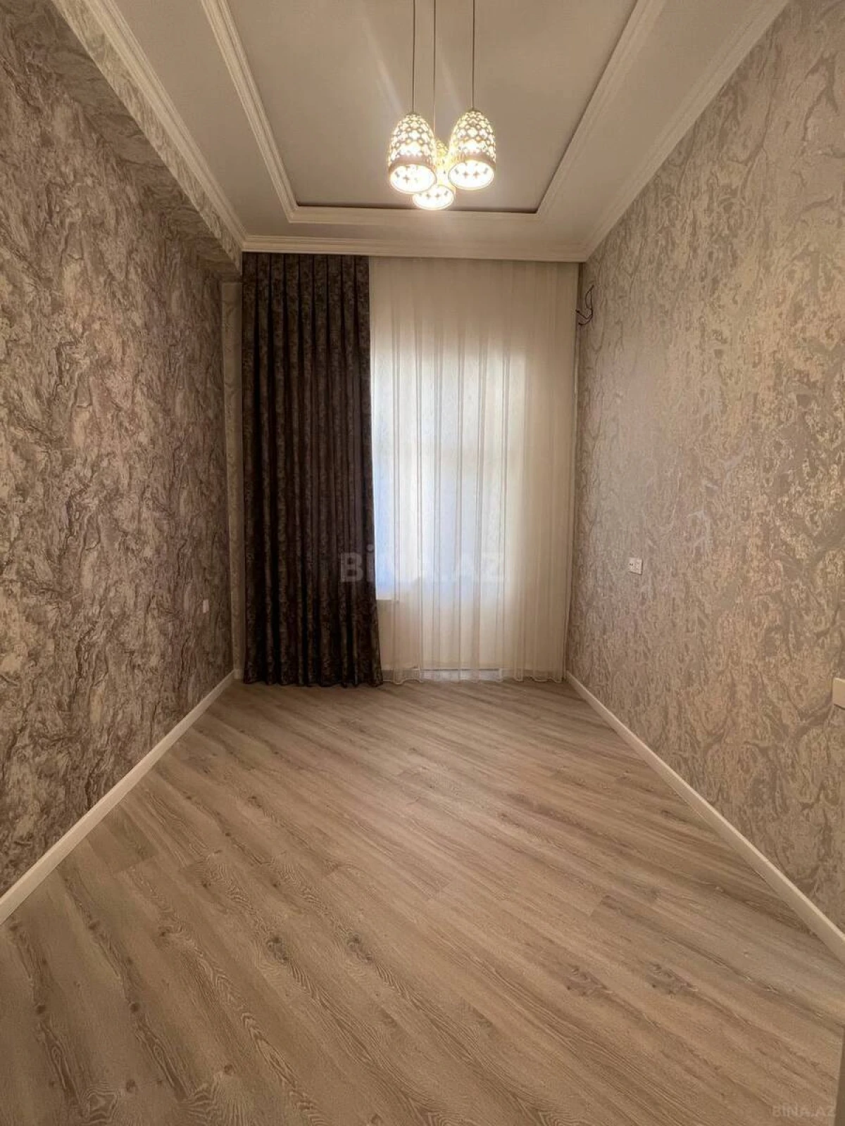Satılır 2 otaqlı mənzil 53 m²