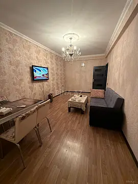 Kirayə verilir 2 otaqlı mənzil 55 m²