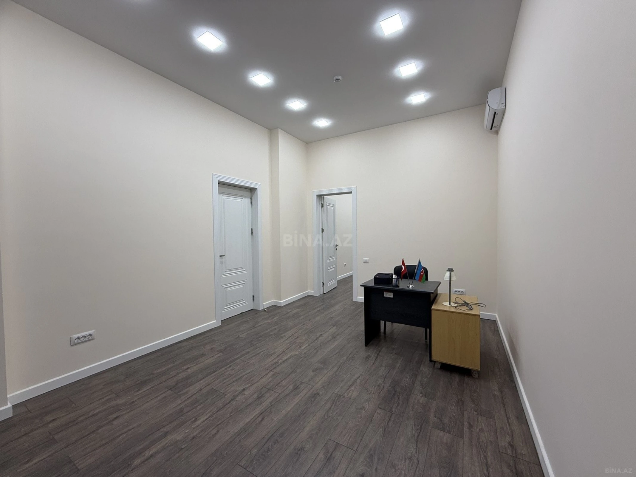 Kirayə verilir 4 otaqlı ofis 75 m²