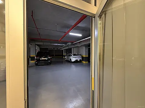 Kirayə verilir 4 otaqlı ofis 75 m²