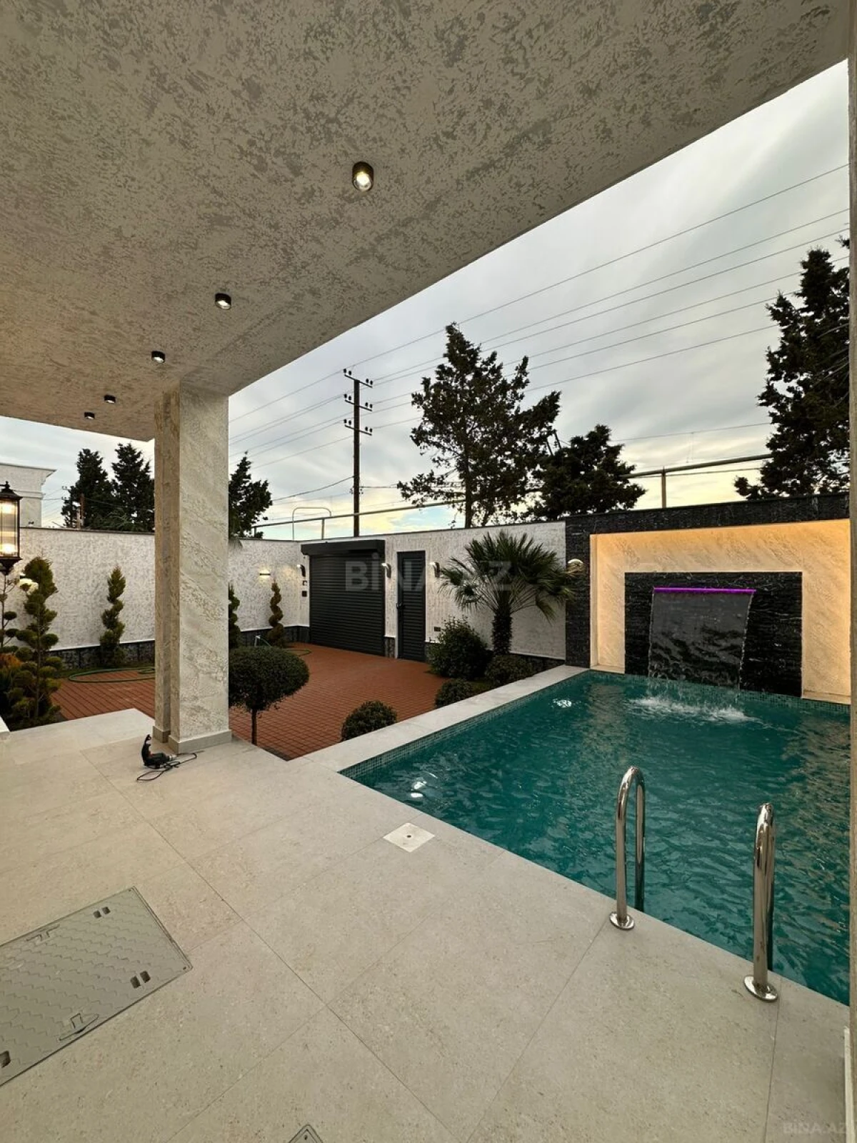 Satılır 4 otaqlı həyət evi 150 m²