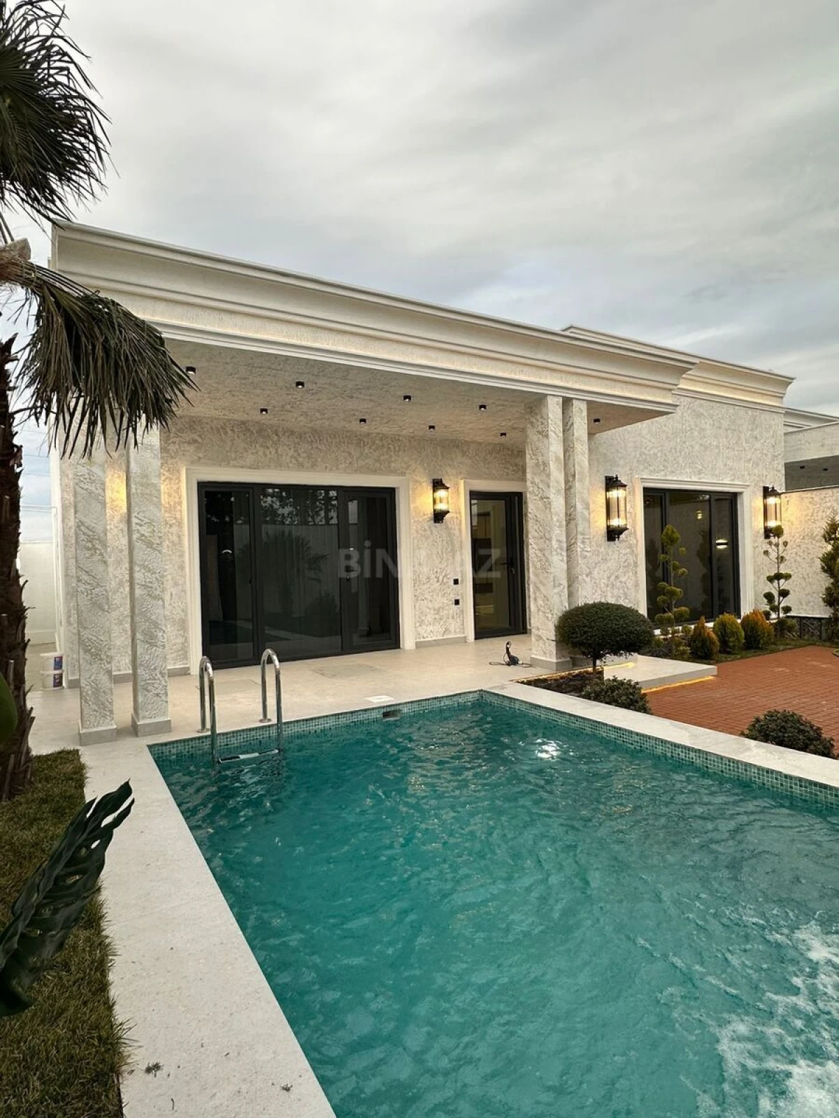 Satılır 4 otaqlı həyət evi 150 m²