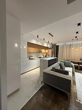Satılır 3 otaqlı mənzil 120 m²
