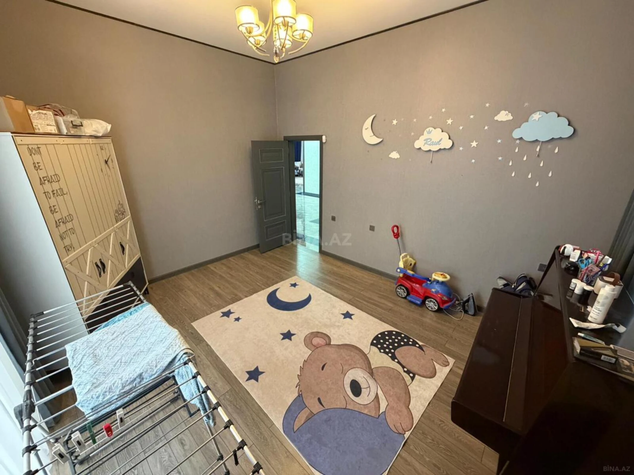 Satılır 5 otaqlı həyət evi 171 m²