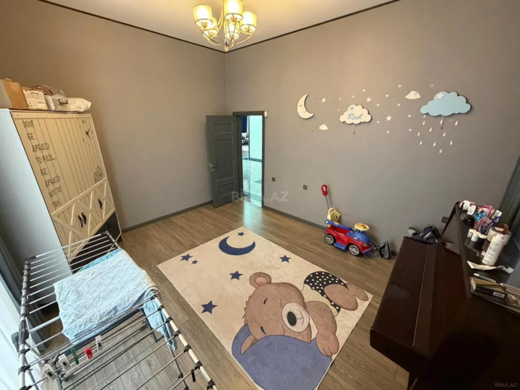 Satılır 5 otaqlı həyət evi 171 m²