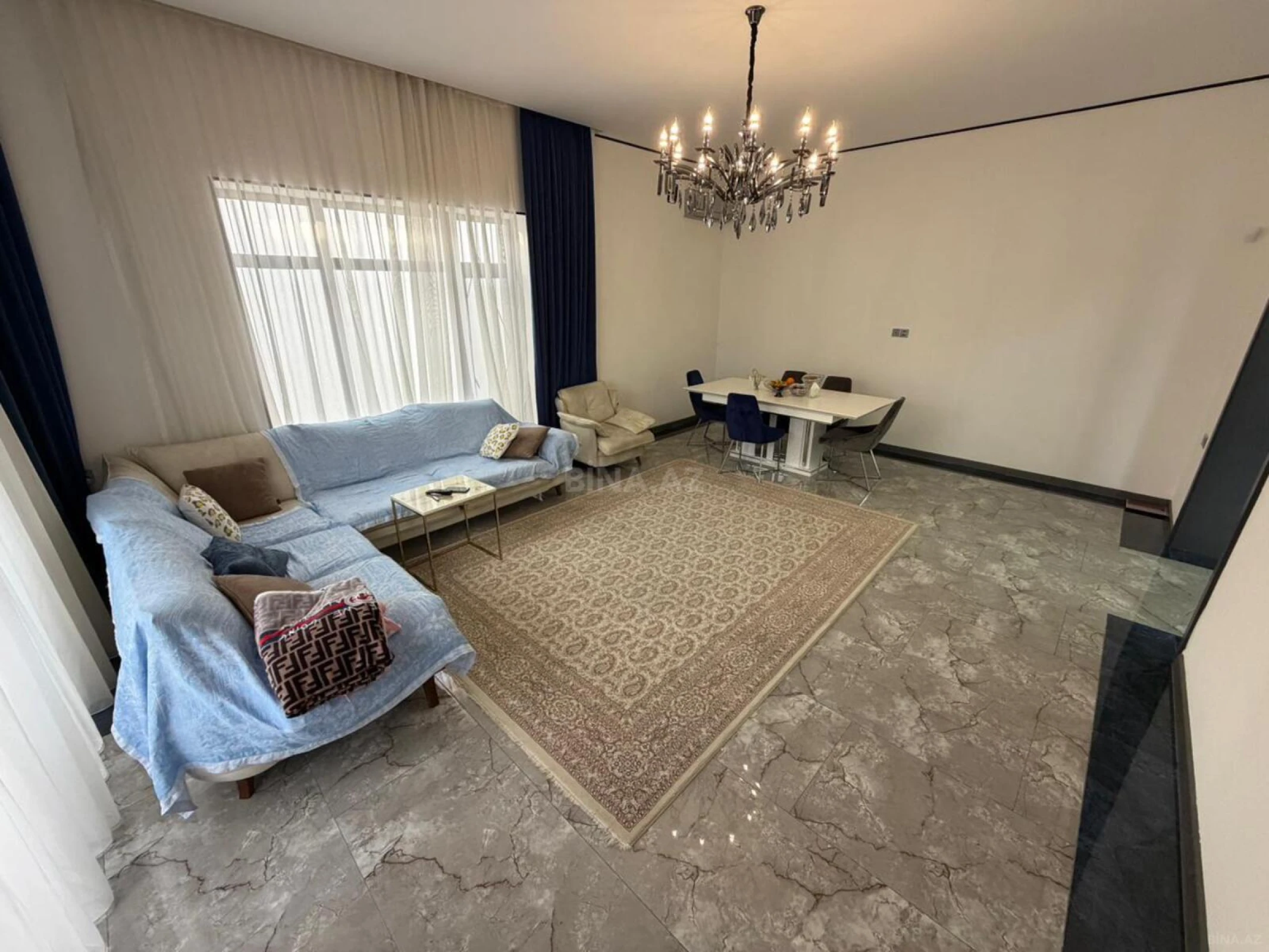 Satılır 5 otaqlı həyət evi 171 m²
