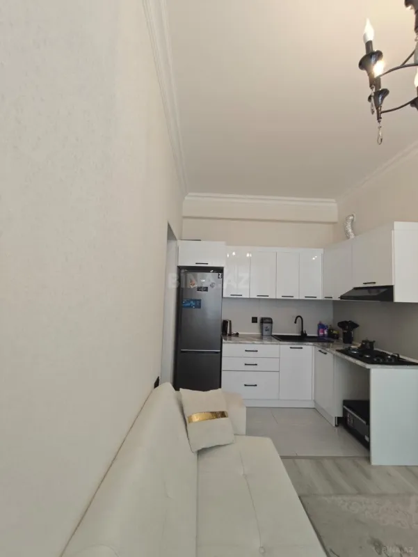 Kirayə verilir 2 otaqlı mənzil 55 m²