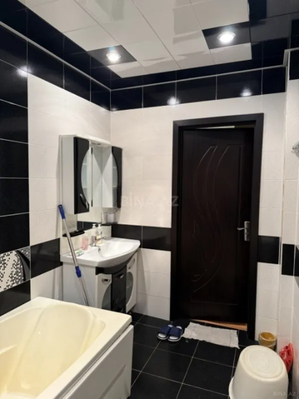 Satılır 3 otaqlı mənzil 73 m²