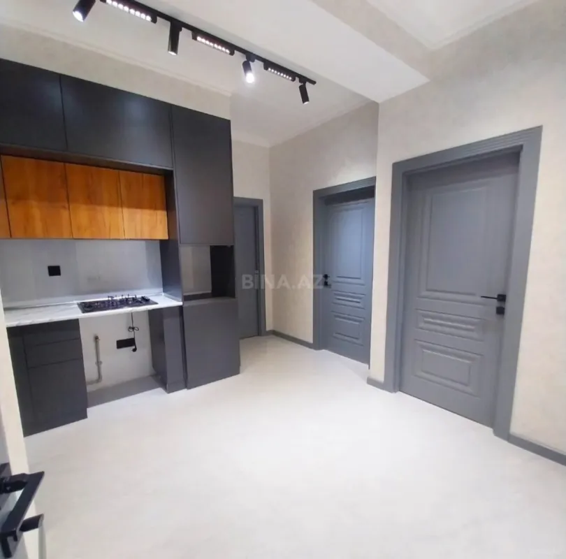 Satılır 3 otaqlı mənzil 77 m²