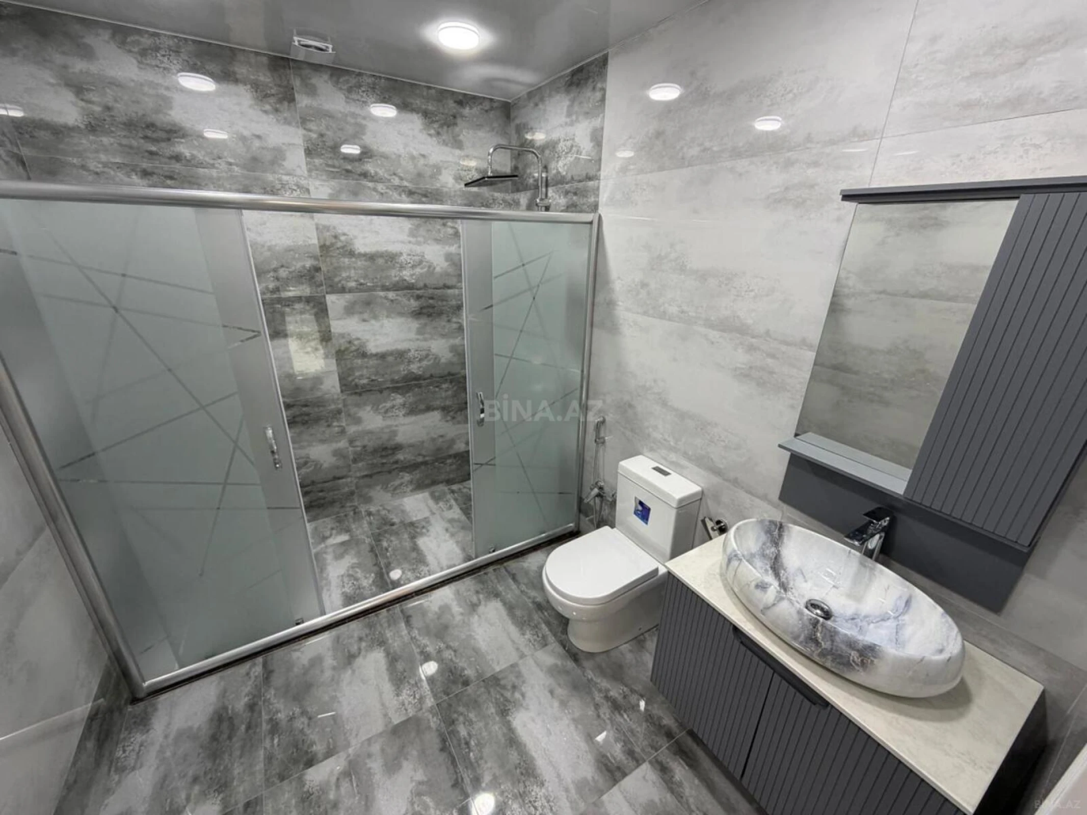 Satılır 4 otaqlı həyət evi 160 m²