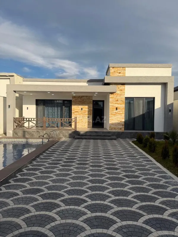 Satılır 4 otaqlı həyət evi 160 m²