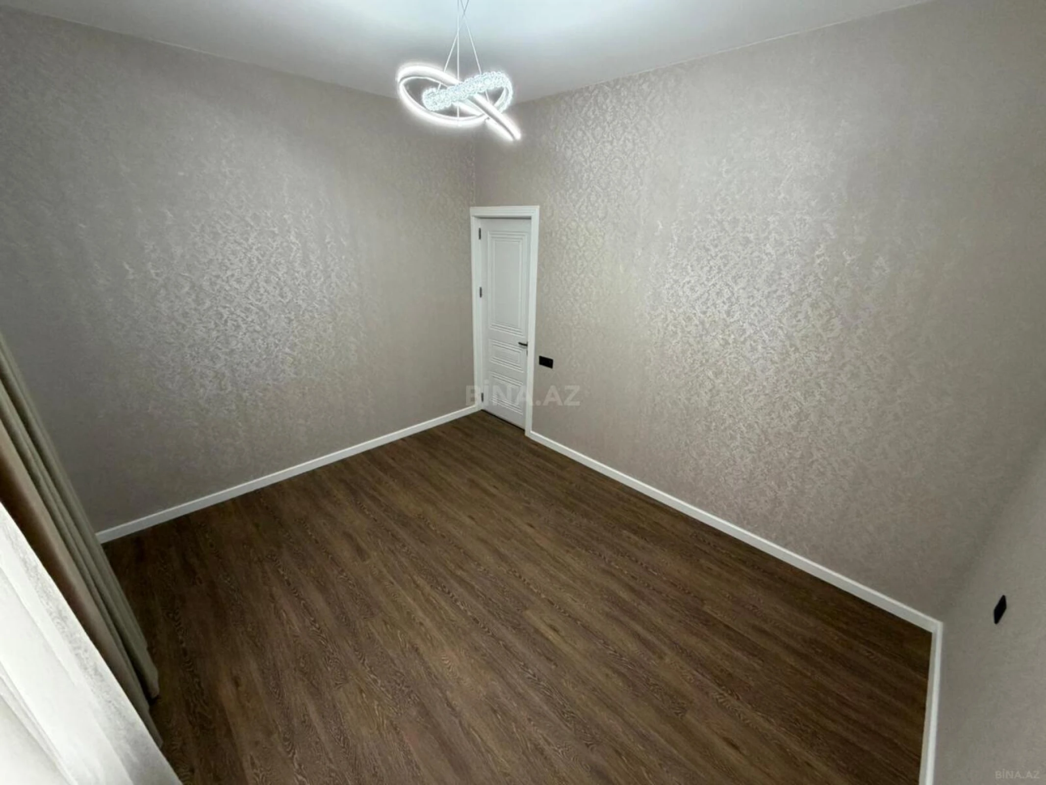 Satılır 4 otaqlı həyət evi 160 m²