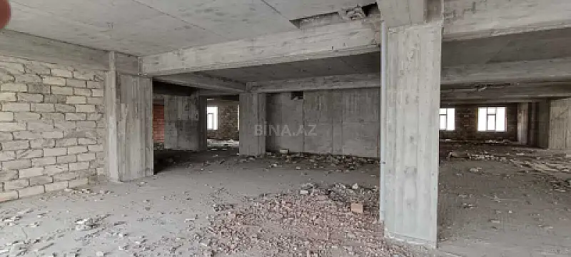 Satılır obyekt 650 m²