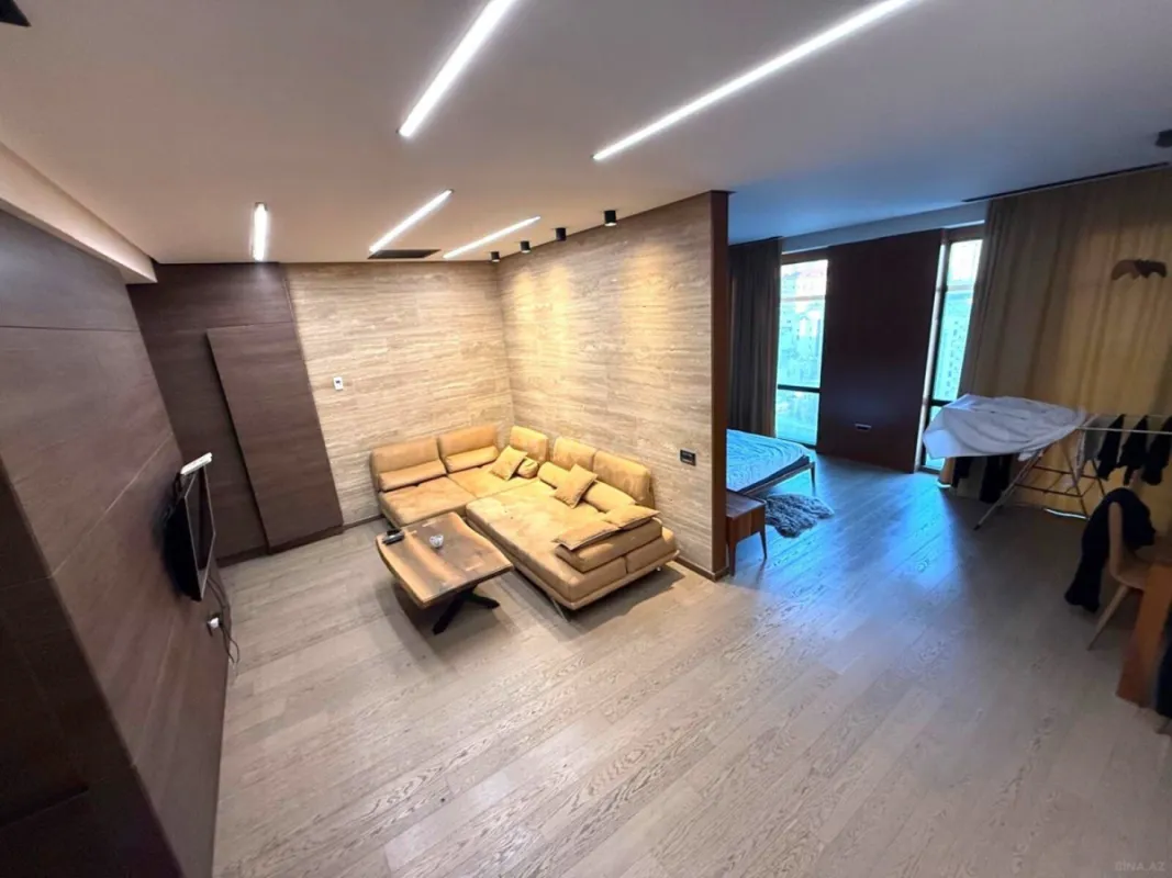 Satılır 2 otaqlı mənzil 60 m²