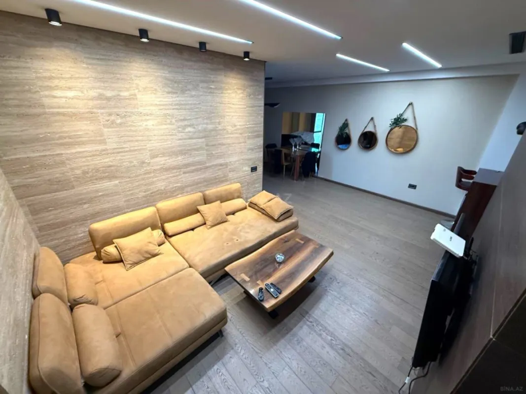 Satılır 2 otaqlı mənzil 60 m²