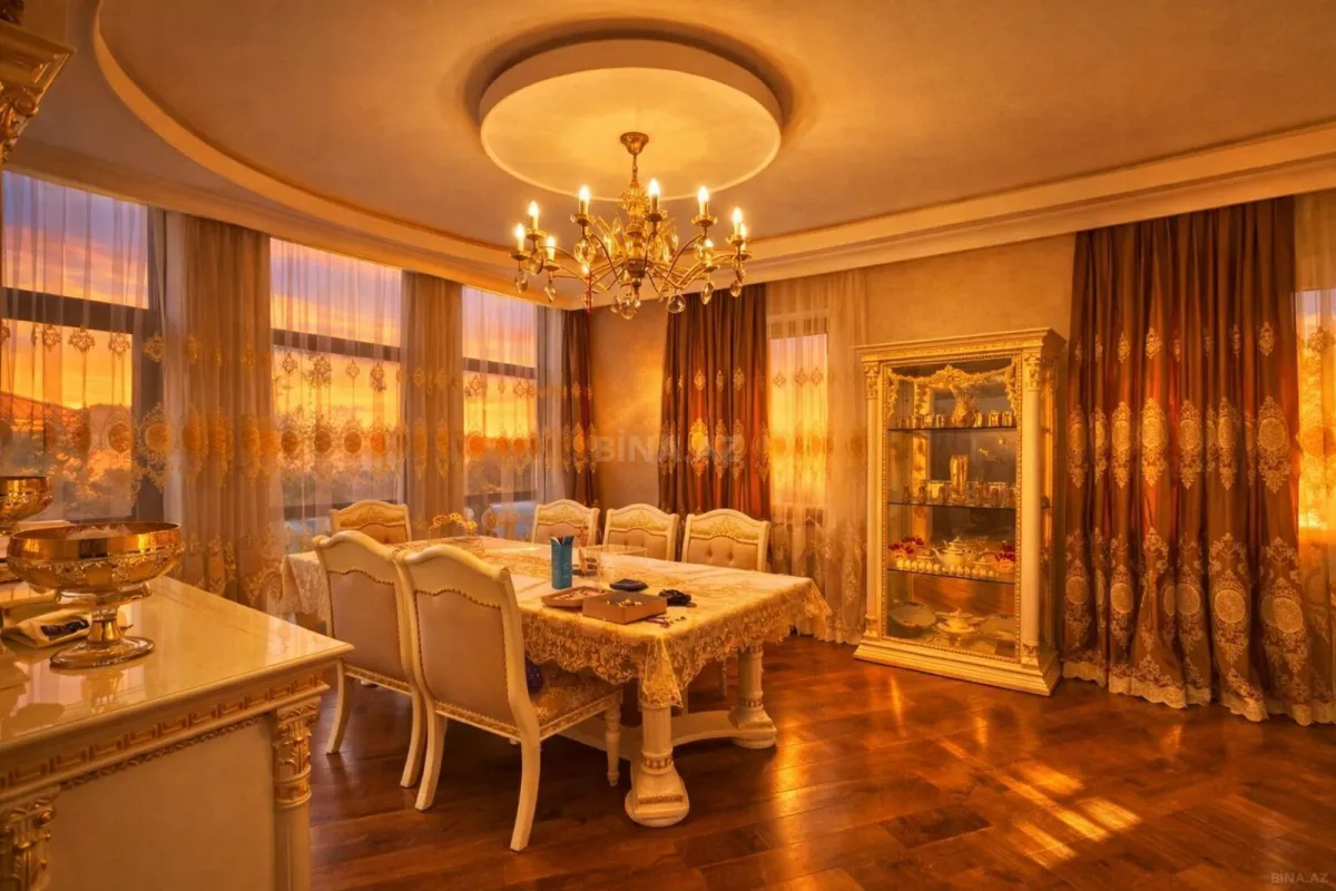 Satılır 8 otaqlı həyət evi 1500 m²