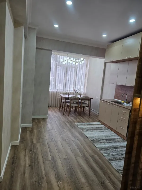 Kirayə verilir 2 otaqlı mənzil 60 m²