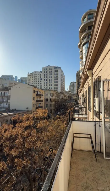 Satılır 3 otaqlı mənzil 100 m²