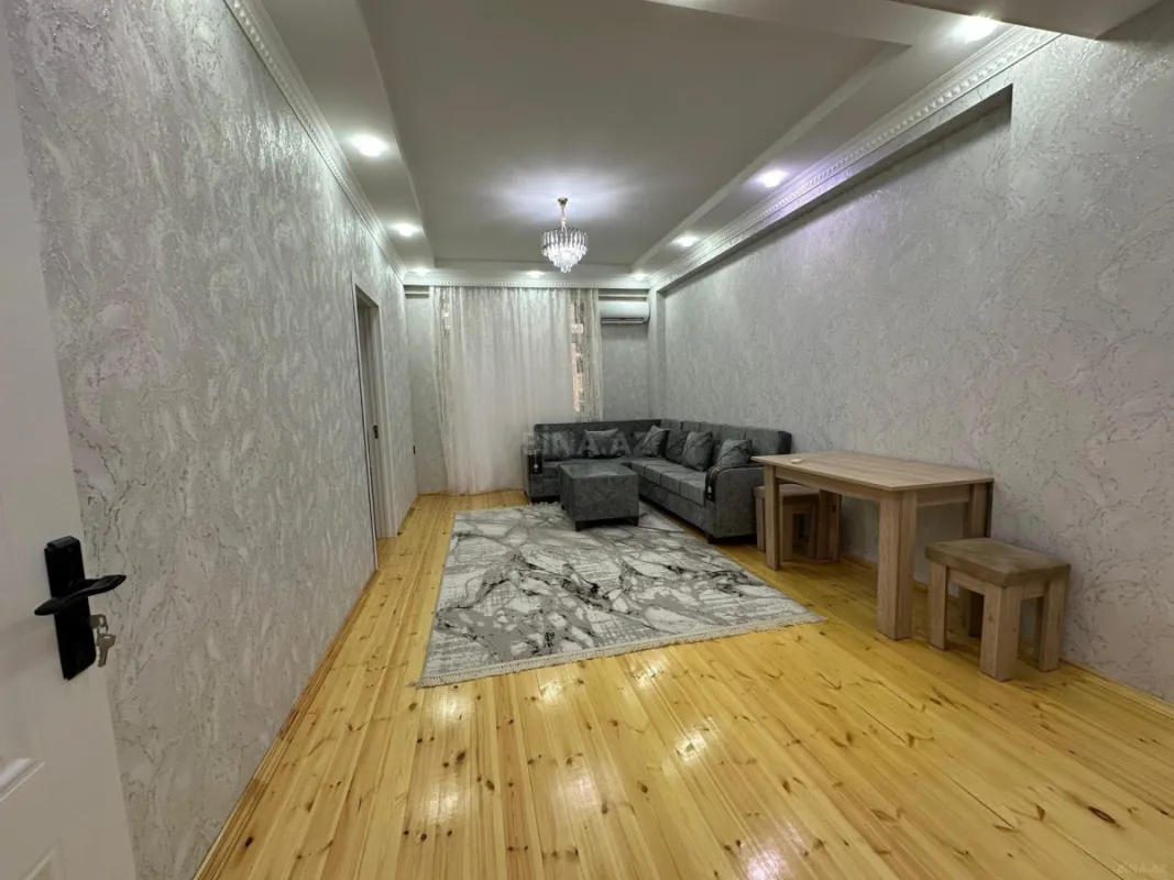 Satılır 2 otaqlı mənzil 61 m²