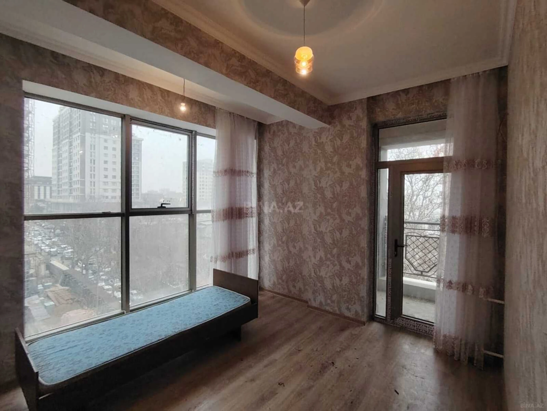 Kirayə verilir 3 otaqlı ofis 120 m²