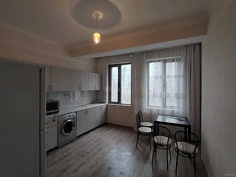 Kirayə verilir 3 otaqlı ofis 120 m²