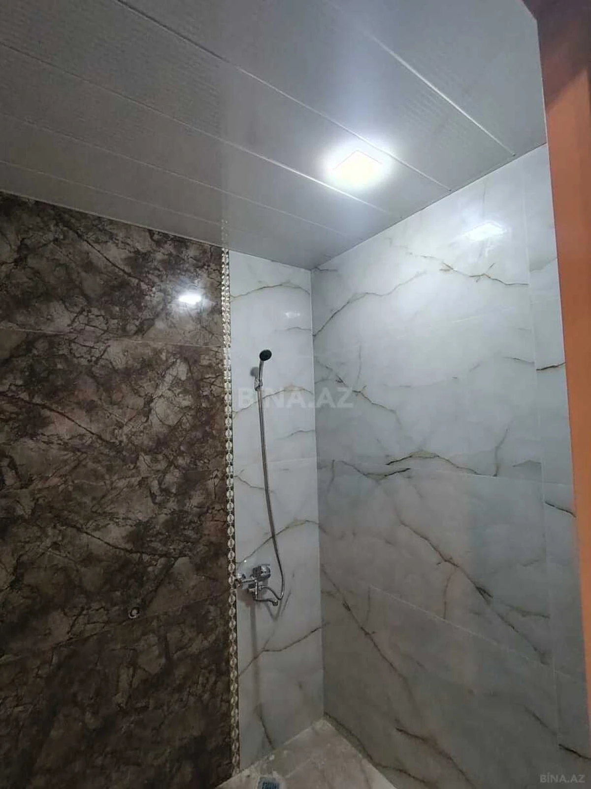 Kirayə verilir 3 otaqlı ofis 120 m²