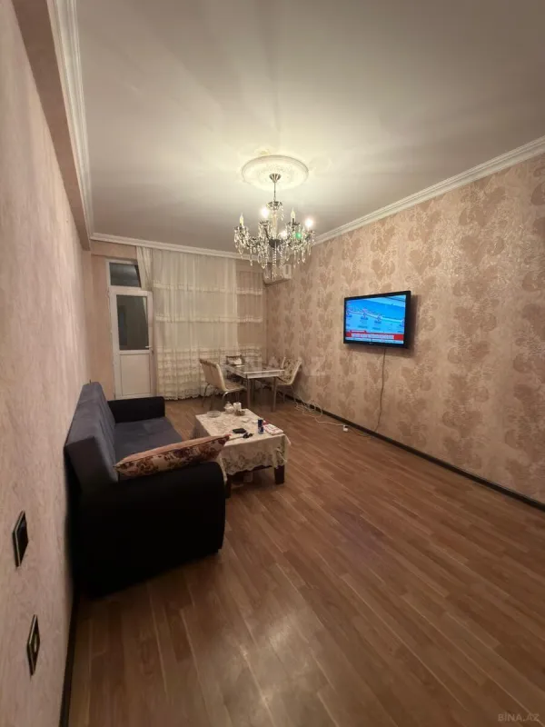 Kirayə verilir 2 otaqlı mənzil 60 m²
