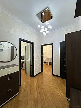 Satılır 2 otaqlı mənzil 80 m²