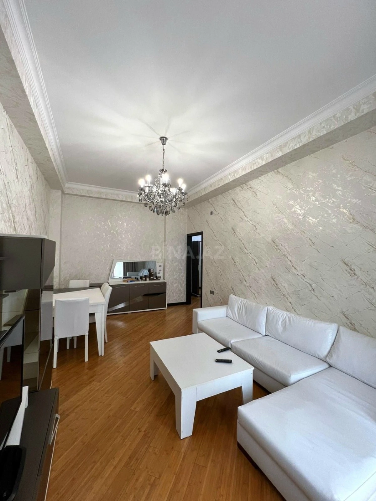 Satılır 2 otaqlı mənzil 80 m²