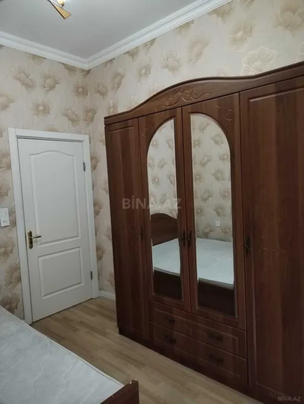 Kirayə verilir 3 otaqlı mənzil 110 m²